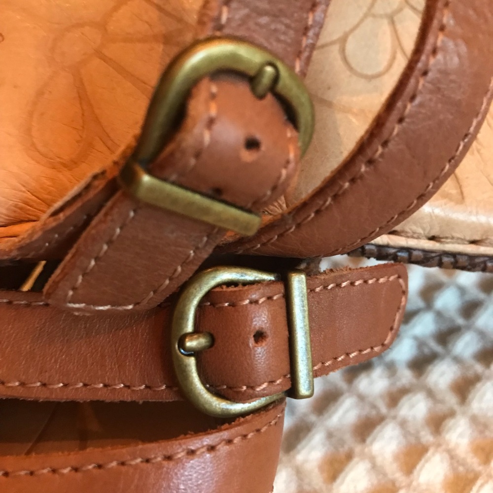 Born Open Toe wedge Sandals - Picture 6 of 8